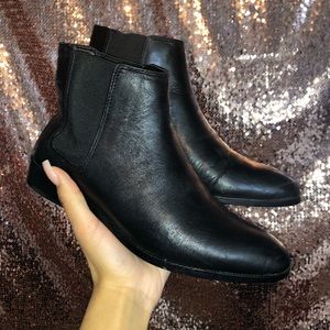 Ann Taylor Black Leather booties. Size 5M